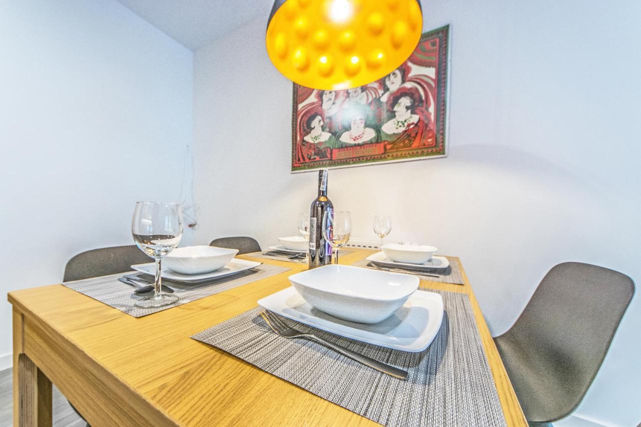 BH Properties, Apartamenty Teatr Wybrzeże Gdansk Bagian luar foto